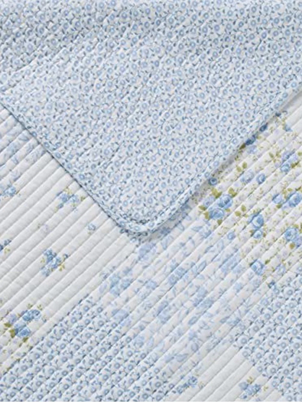 Laura Ashley Light Blue Floral Patchwork Quilt Set - Classic Home Bedding Queen